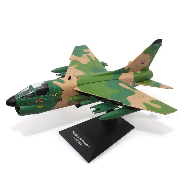 MCITY27293 - Avion VOUGHT A-7 P Corsair II 1965 Armée de l'air Portugaise - 1