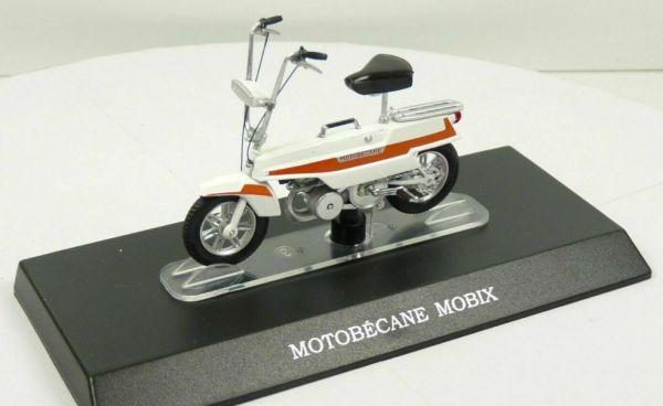 MAGMOT020 - Cyclomoteur MOTOBECANE Mobix Blanche - 1