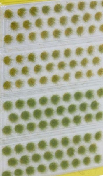 NOC07130 - Lot de 104 touffes d'herbes - 1