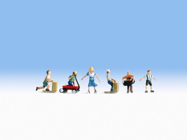 NOC36811 - Enfants jouants - 1