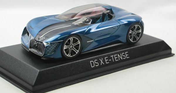 NOREV170001 - CITROEN DS X E-Tense 2018 bleue - 1