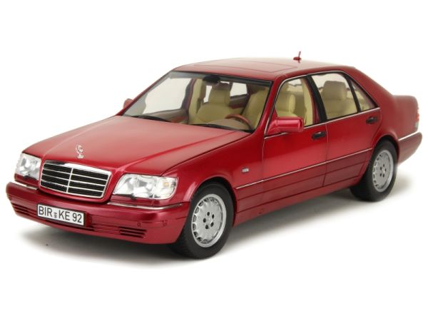 NOREV183579 - MERCEDES BENZ S500 berline rouge 1977 - 1