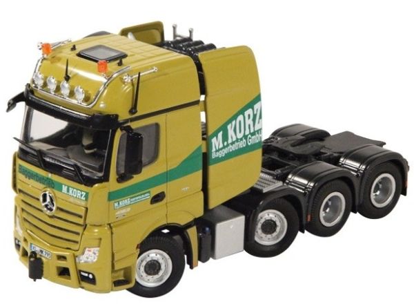 NZG932/01 - MERCEDES BENZ Actros 8x4 GigaSpace SLT KORZ - 1