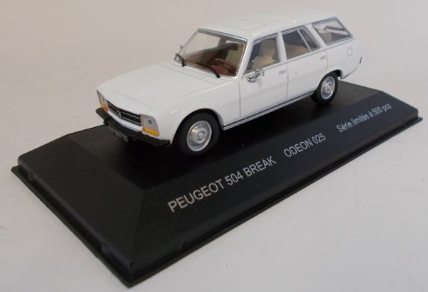 ODE025 - PEUGEOT 504 break familiale blanc limité à 500 exemplaires - 1