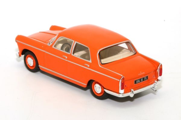 ANCIENNE PEUGEOT 404 ELECTRIQUE NON STOP DE FRANCE JOUETS AVEC BOITE