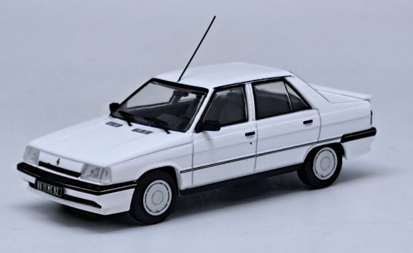 ODE155 - RENAULT 9 GTD Blanc – Limitée à 504 ex. - 1