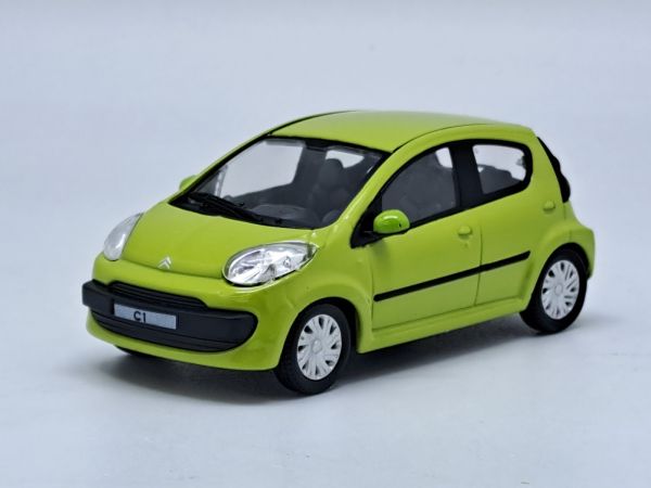 CAR32750 - CITROEN C1 Jaune - 1