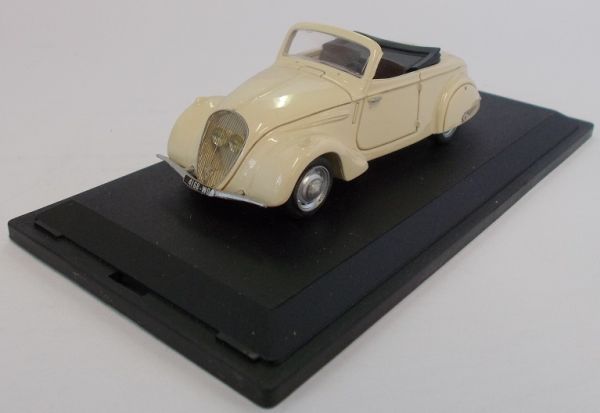 PARAD086 - PEUGEOT 202 cabriolet ouvert 1938 blanc - 1