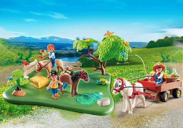 PLAY5457 - Cavaliers Avec Poneys Et Carriole - 93 Pièces - 1