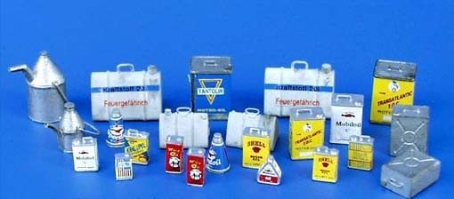 PLS106 - Divers bidons d'huiles miniatures à peindre 25 pièces - 1