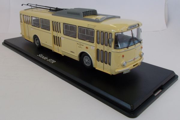 PRXPCL47064 - Bus de ville électrique SKODA 9TR crème - 1