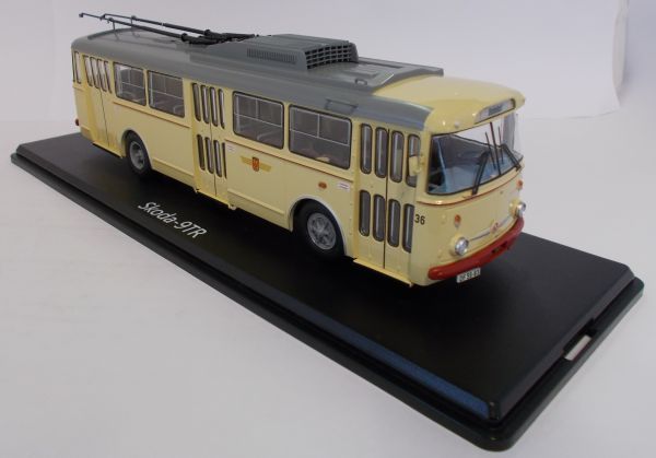 PRXPCL47065 - Bus de ville électrique SKODA 9TR Postdam beige toit gris - 1