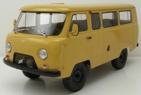 PRXPCL47075 - UAZ 452 mini bus crème - 1