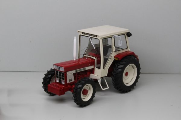 REP171 - INTERNATIONAL 744 4 roues motrices - 1