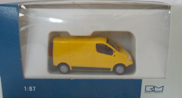 RZM11440 - OPEL Vivaro utilitaire jaune - 1