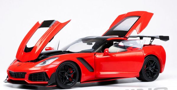 IXO18RDC243-FO - CHEVROLET Corvette C7 ZR1 2019 Rouge - 1
