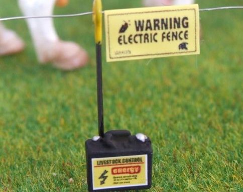 WM044 - Batterie électrique pour clôture - En Miniature - 1