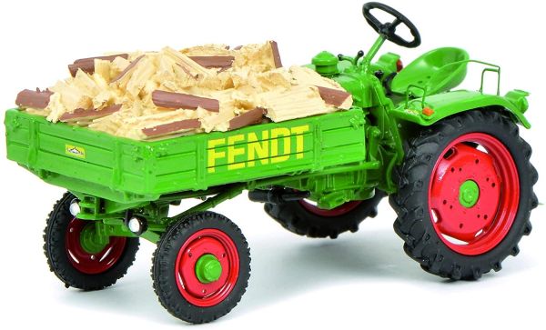 SCH2586 - FENDT GT plateau avec chargement de bois - 1