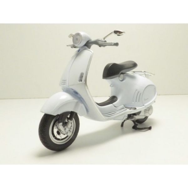 NEW57613-A - VESPA 946 Blanc - 1