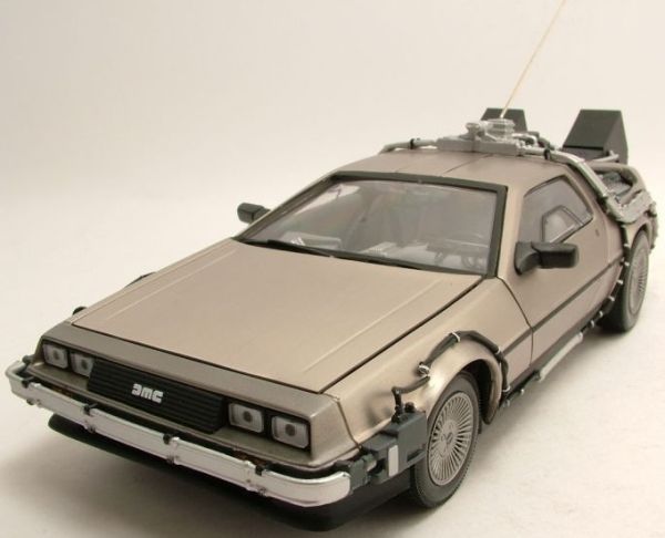 SUN2711 - DELOREAN DMC12 Retour vers le Futur I - 1