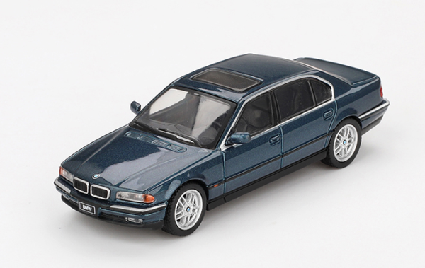 MGT00894-L - BMW 750 IL E39 Sorrento bleu métallique 1998 - 1