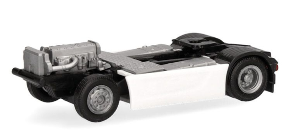HER086387 - IVECO S-Way - Stralis 2 essieux chassis - 2 pièces à assembler - 1