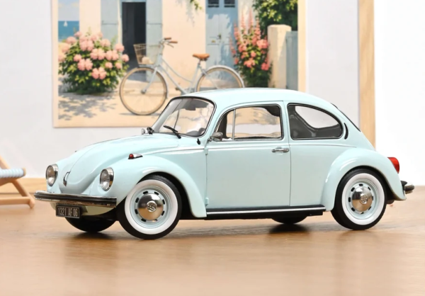 NOREV188676 - VOLKSWAGEN 1303 1973 bleu pastel - 1