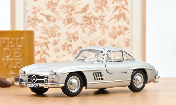 NOREV183857 - MERCEDES-BENZ 300 SL 1954 Argent - 1