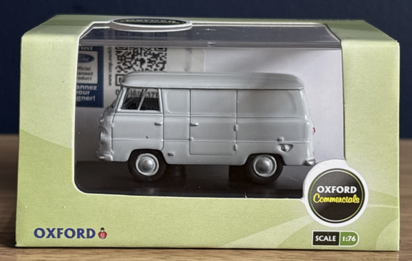 OXF76FDE010 - FORD 400E Transport gris - 1