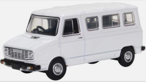 OXF76SHP010 - LEYLAND Sherpa Van blanc - 1