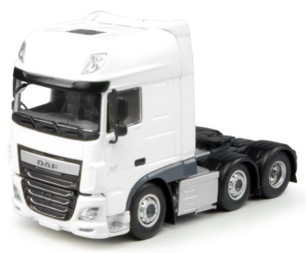 TEK68045 - DAF XF Euro 6 Super Space cab 6x2 blanc - 1