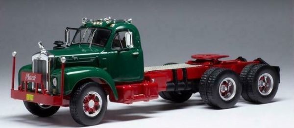 IXOTR104 - MACK B 61 6x4 1953 Vert - 1