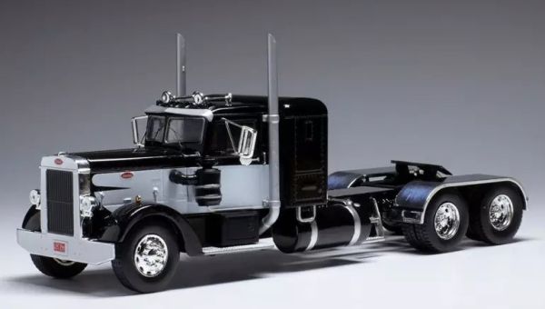 IXOTR114 - PETERBILT 350 6x4 1952 Noir et Blanc - 1