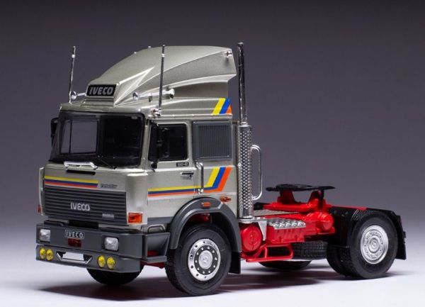 IXOTR163 - IVECO Turbostar 4x2 1938 gris - 1