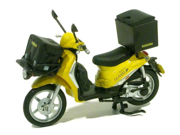 UH5623 - Scooter PIAGGIO Liberty 125 CC (2005) 