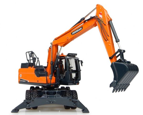 Pelle a pneu doosan d'occasion - BTP - Chantier gros-oeuvre
