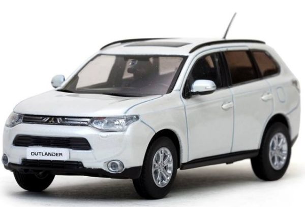 VIT29391 - MITSUBISHI Oultander 4x4 blanc perle - 1