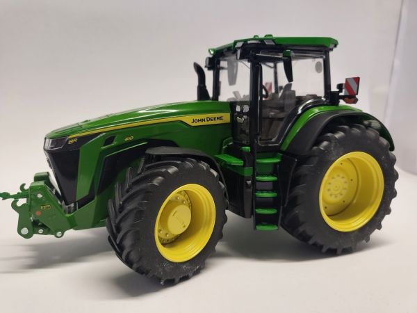 CW0130 - JOHN DEERE 8R410 Roues Larges - 1