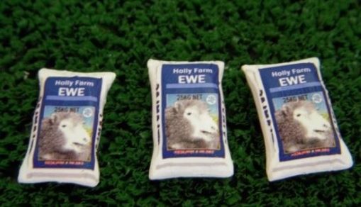 WM033H - 3 sacs de Nourriture pour moutons - En Miniature - 1