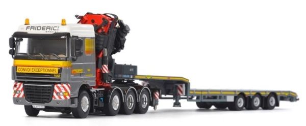WSI01-1769 - DAF XF 105 SC 8x4 et grue FASSI Avec remorque porte Engins 3 Essieux FRIDERICI - 1