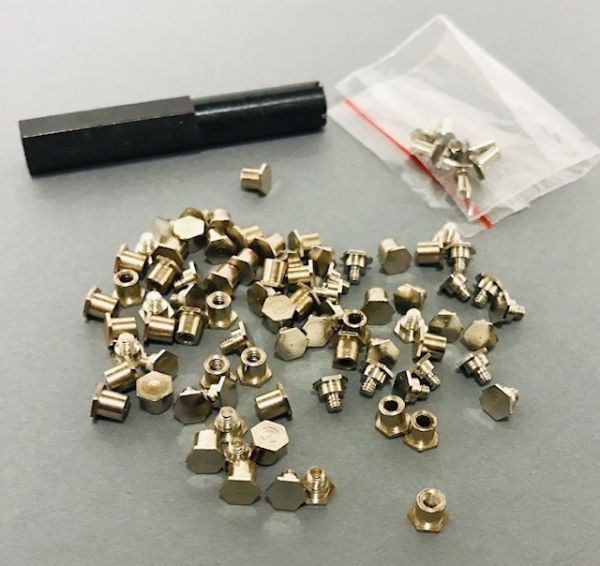 YCC689 - Broches de connexion pour grue LIEBHERR LG1750 - 1
