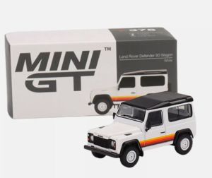 MGT00378-R - LAND ROVER Defender 90 wagon RHD Blanc