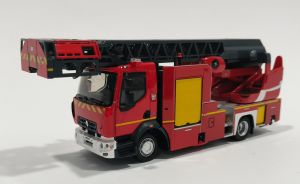 ELI118188 - RENAULT D16 EPC 33 PRX avec échelle RIFFAUD noir pompiers