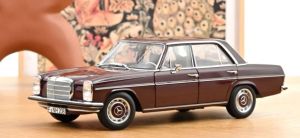 NOREV183778 - MERCEDES-BENZ 200 1968 Rougebrun foncé