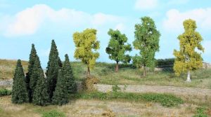 HEK1963 - 30 Arbres et sapins 5-11 cm