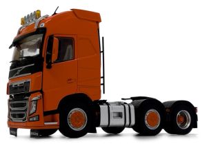Miniature VOLVO FH16 6x2 Orange MARGE MODELS MAR1811-05