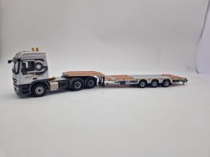 MERCEDES ACTROS 6x4 avec plateau 3 essieux GROHMANN