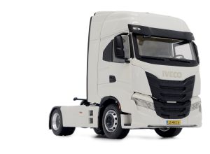 MAR2231-01 - Camion IVECO S-Way 4x2 Blanc