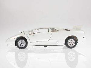 LAMBORGHINI Diablo blanche