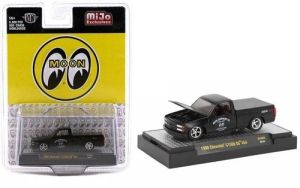 M2M-31500-MJS60 - CHEVROLET C1500 SS 454 1990 Noir MOON sous blister